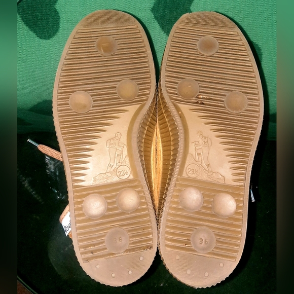 Corduroy babehs - Picture 2 of 4